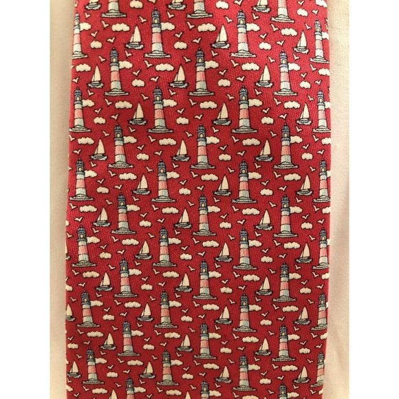 Mens Tie-VINEYARD VINES-red Sailboat/Buffalo Lighthouse  Vineyard Vines Men\'s Tie Red Lighthouse & Sailboat Printed 100% Silk